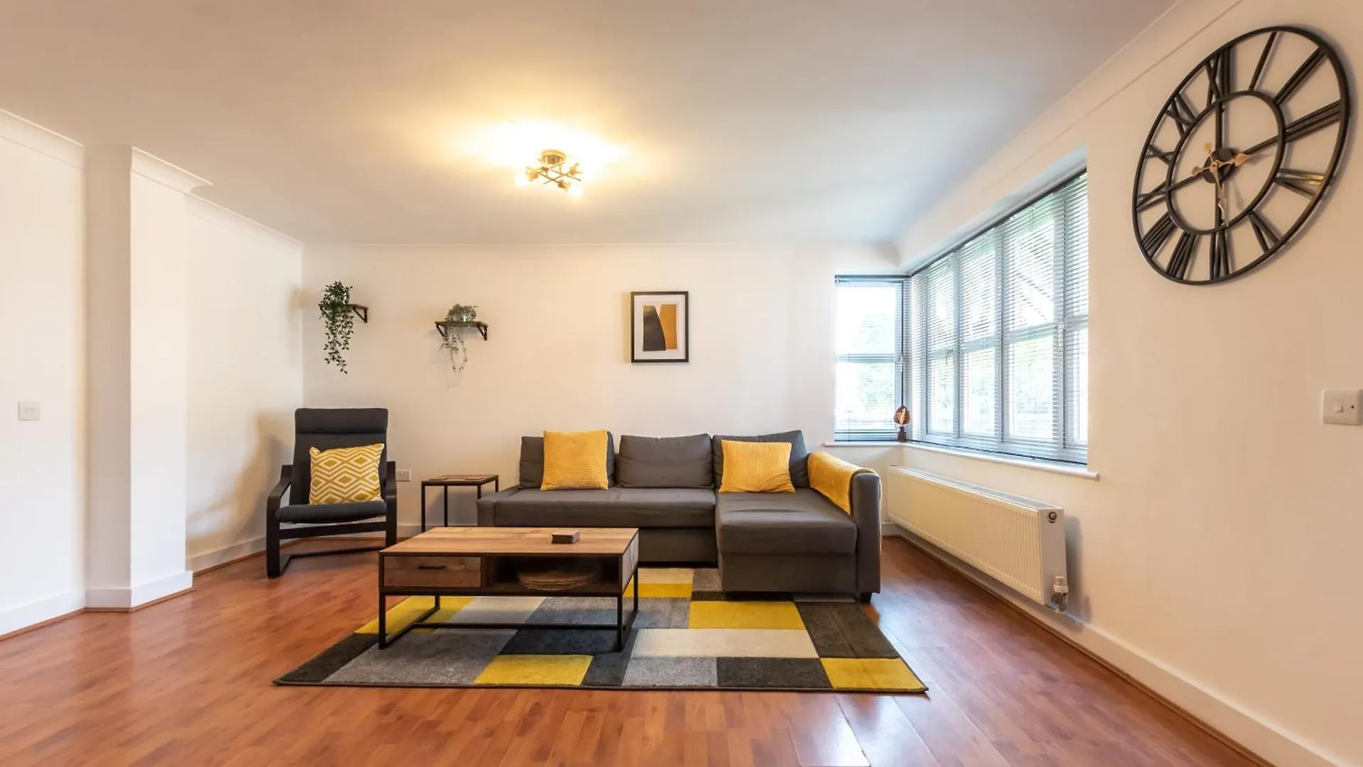 Contractor Base 2Br Parking Apartment Southampton 0*,