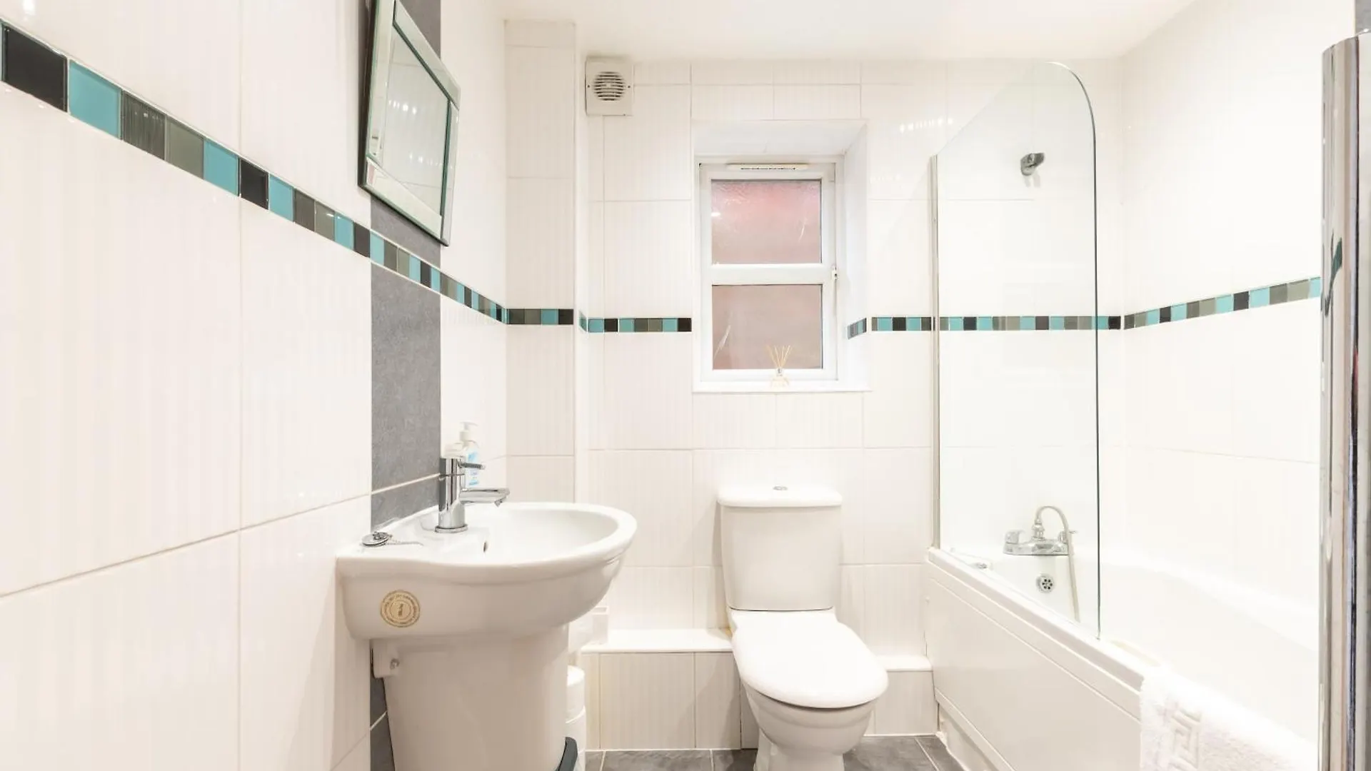 Contractor Base 2Br Parking Apartment Southampton