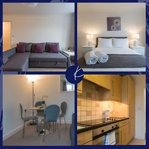 K Suites - Sycamore Court - Free Parking Apartment